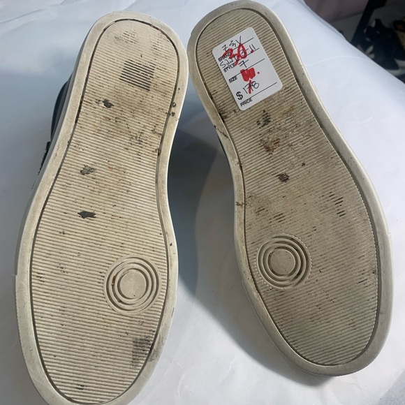 Black Leather ladies Sneakers - Picture 7 of 9